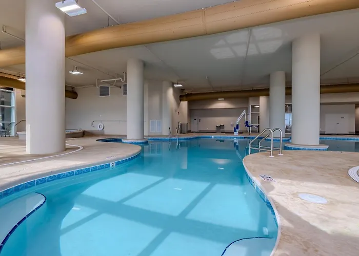 Phoenix Gulf Towers 303 Apartment